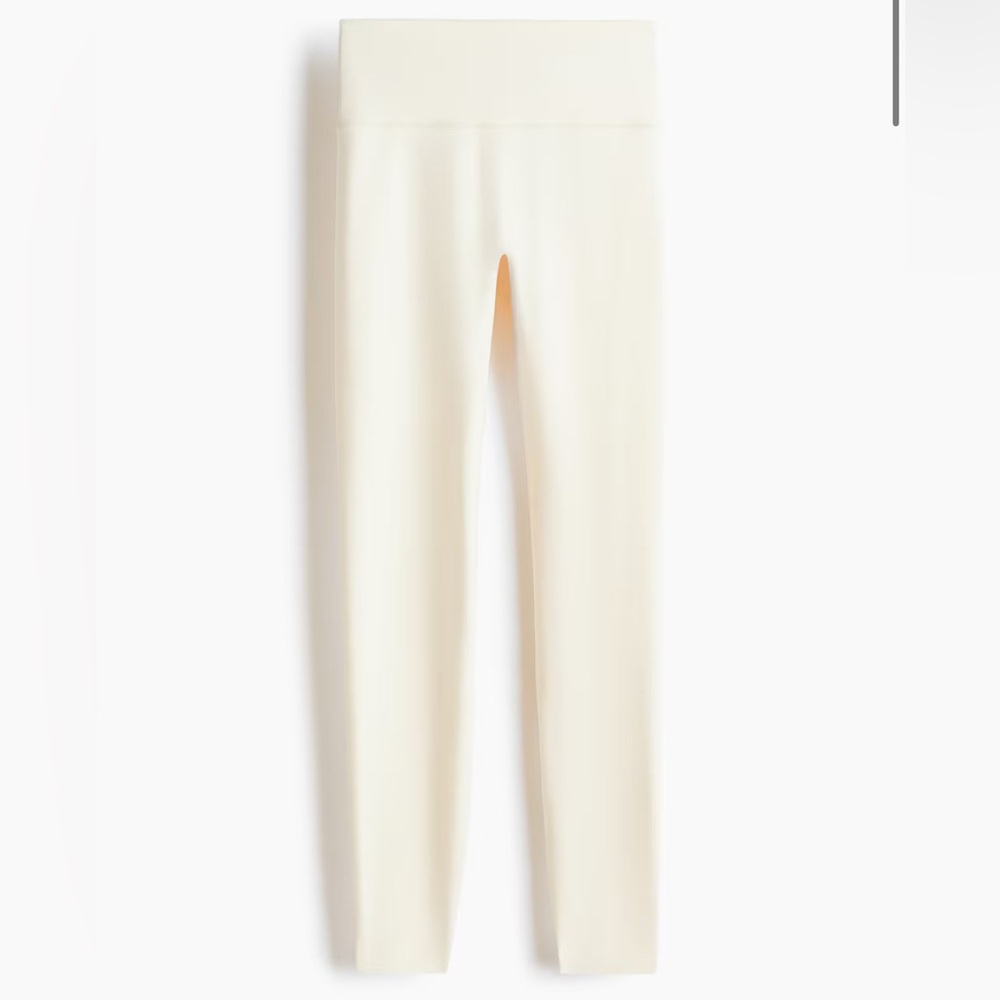 H&M Light Apricot Medium Support Sports Bra and Leggings with  SOFTMOVE™ - Picture 4 of 6
